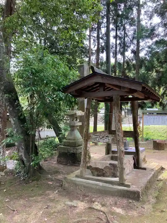 八幡神社の手水舎