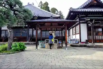 稱念寺の手水舎