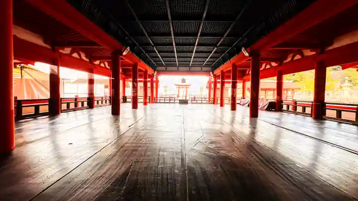 厳島神社(広島県)
