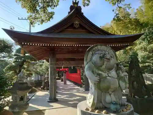 田村神社の像