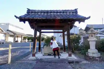 敬圓寺の手水舎