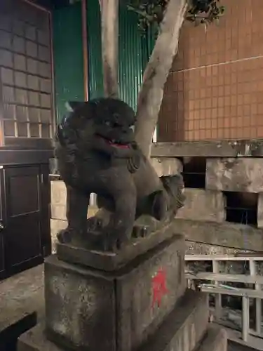 秋葉神社の狛犬