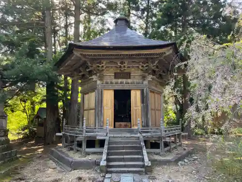 国上寺の建物その他