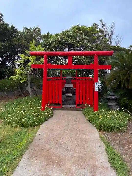 元乃隅神社の末社・摂社