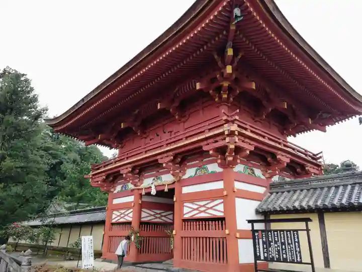 美濃國一宮 南宮大社の山門・神門