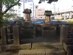 水神社の建物その他