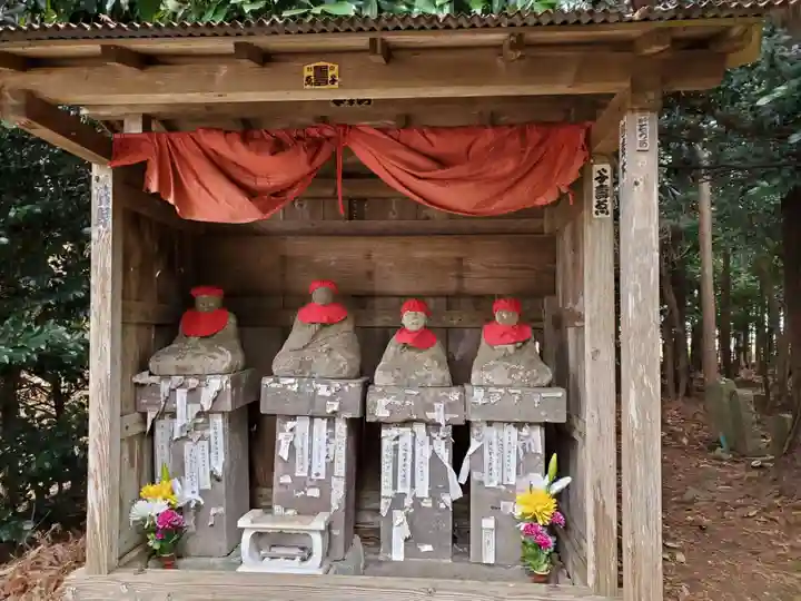 埴生神社の地蔵