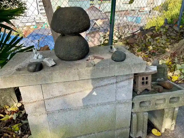 西森稲荷大明神(神奈川県)