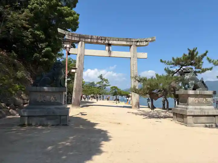 厳島神社(広島県)