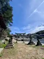 三嶋神社・水天宮の{uncategorized: "未分類", other: "その他", undefined: "問題あり", building: "その他建物", grave: "お墓", sacred_gate: "鳥居", guardian: "狛犬", statue: "像", buddha: "仏像", history: "歴史", nature: "自然", garden: "庭園", animal: "動物", pagoda: "塔", temizu: "手水舎", mountain_gate: "山門・神門", sanctuary: "本殿・本堂", subordinate: "末社・摂社", art: "芸術", scenery: "景色", jizo: "地蔵", ema: "絵馬", goshuin: "御朱印", omikuji: "おみくじ", items: "授与品その他", amulet: "お守り", goshuincho: "御朱印帳", eats: "食事", festival: "お祭り", votive_dance: "神楽", shichigosan: "七五三参", wedding: "結婚式", experience: "体験その他", initially: "初詣", around: "周辺", anti_infection: "感染症対策"}