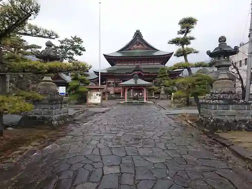 甲斐善光寺の建物その他