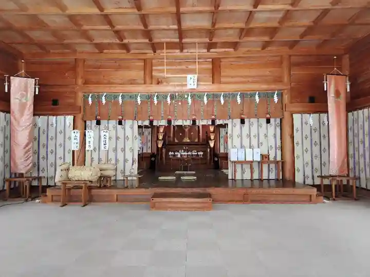 東川神社の本殿・本堂