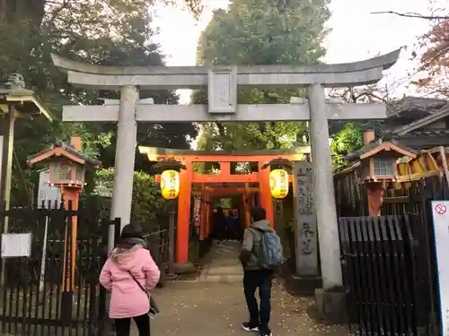 花園稲荷神社の鳥居
