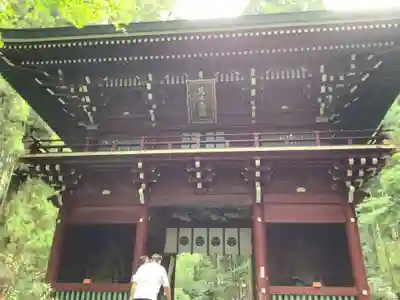 御岩神社の山門・神門