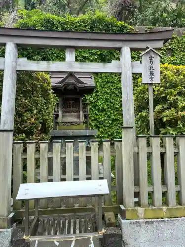 元町厳島神社の{uncategorized: "未分類", other: "その他", undefined: "問題あり", building: "その他建物", grave: "お墓", sacred_gate: "鳥居", guardian: "狛犬", statue: "像", buddha: "仏像", history: "歴史", nature: "自然", garden: "庭園", animal: "動物", pagoda: "塔", temizu: "手水舎", mountain_gate: "山門・神門", sanctuary: "本殿・本堂", subordinate: "末社・摂社", art: "芸術", scenery: "景色", jizo: "地蔵", ema: "絵馬", goshuin: "御朱印", omikuji: "おみくじ", items: "授与品その他", amulet: "お守り", goshuincho: "御朱印帳", eats: "食事", festival: "お祭り", votive_dance: "神楽", shichigosan: "七五三参", wedding: "結婚式", experience: "体験その他", initially: "初詣", around: "周辺", anti_infection: "感染症対策"}