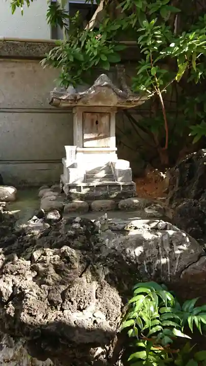 皆中稲荷神社の末社・摂社