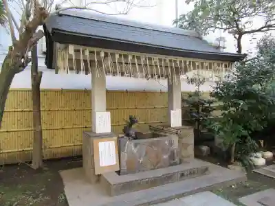 銀杏岡八幡神社の手水舎