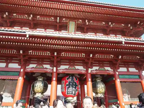 浅草寺の山門