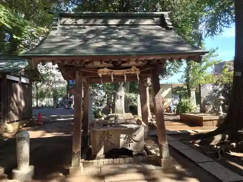 西堀 氷川神社の手水