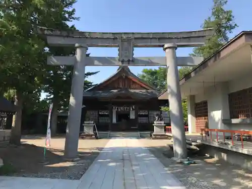 谷地八幡宮の鳥居