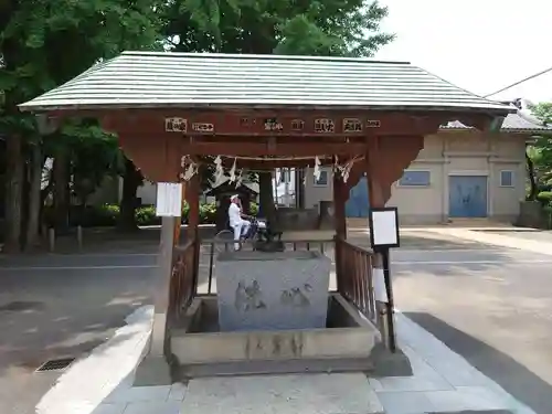 千住神社の手水舎