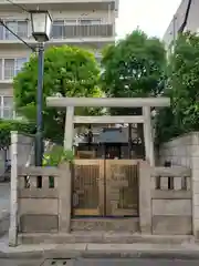 武蔵御嶽神社の鳥居