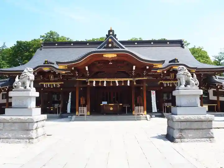 諏訪神社の本殿・本堂