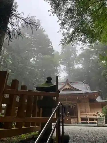 須山浅間神社の本殿