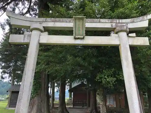 苅田姫神社の鳥居