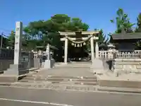 諏訪神社の鳥居
