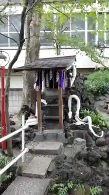 蛇窪神社の末社・摂社