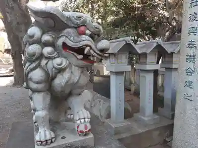くまくま神社(導きの社 熊野町熊野神社)の狛犬