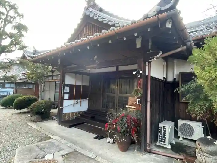 清久寺の{uncategorized: "未分類", other: "その他", undefined: "問題あり", building: "その他建物", grave: "お墓", sacred_gate: "鳥居", guardian: "狛犬", statue: "像", buddha: "仏像", history: "歴史", nature: "自然", garden: "庭園", animal: "動物", pagoda: "塔", temizu: "手水舎", mountain_gate: "山門・神門", sanctuary: "本殿・本堂", subordinate: "末社・摂社", art: "芸術", scenery: "景色", jizo: "地蔵", ema: "絵馬", goshuin: "御朱印", omikuji: "おみくじ", items: "授与品その他", amulet: "お守り", goshuincho: "御朱印帳", eats: "食事", festival: "お祭り", votive_dance: "神楽", shichigosan: "七五三参", wedding: "結婚式", experience: "体験その他", initially: "初詣", around: "周辺", anti_infection: "感染症対策"}