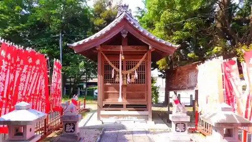 神明神社（箕輪神明神社）の末社・摂社