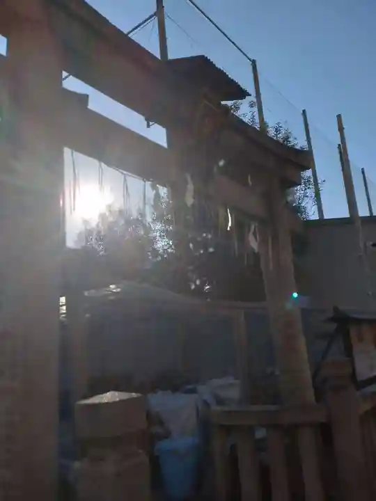 龍田稲荷神社の鳥居