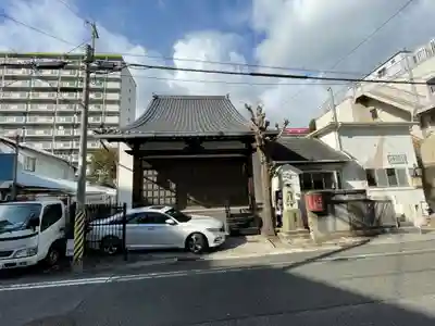 法専寺の本殿・本堂