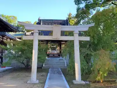 御建神社の末社・摂社