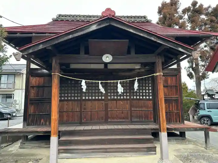 氷鉋斗賣神社の{uncategorized: "未分類", other: "その他", undefined: "問題あり", building: "その他建物", grave: "お墓", sacred_gate: "鳥居", guardian: "狛犬", statue: "像", buddha: "仏像", history: "歴史", nature: "自然", garden: "庭園", animal: "動物", pagoda: "塔", temizu: "手水舎", mountain_gate: "山門・神門", sanctuary: "本殿・本堂", subordinate: "末社・摂社", art: "芸術", scenery: "景色", jizo: "地蔵", ema: "絵馬", goshuin: "御朱印", omikuji: "おみくじ", items: "授与品その他", amulet: "お守り", goshuincho: "御朱印帳", eats: "食事", festival: "お祭り", votive_dance: "神楽", shichigosan: "七五三参", wedding: "結婚式", experience: "体験その他", initially: "初詣", around: "周辺", anti_infection: "感染症対策"}