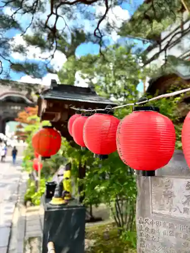 白蓮坊の建物その他