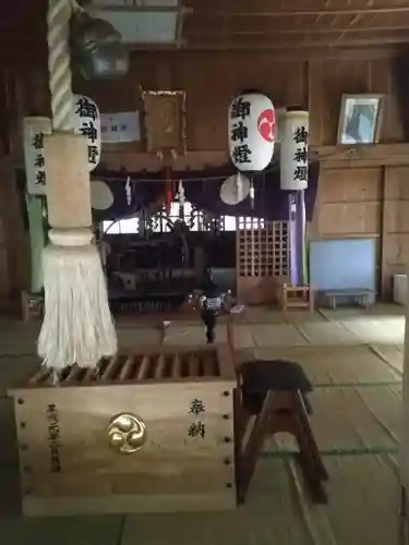 梅内神社の本殿・本堂