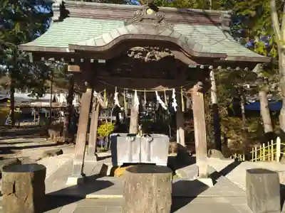 諏訪大社下社秋宮の手水舎