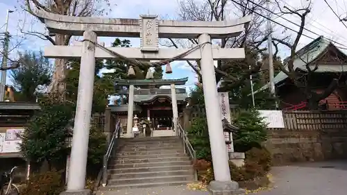 鳩ヶ谷氷川神社の鳥居