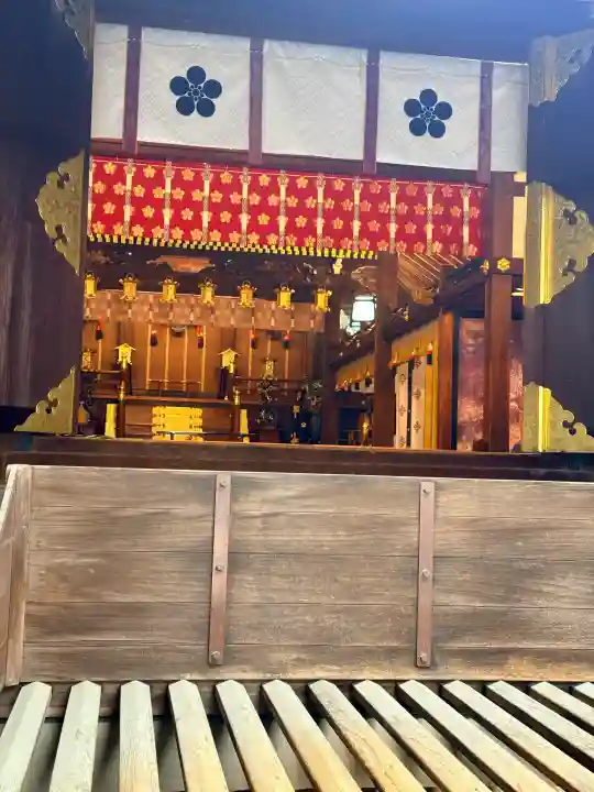 大阪天満宮の{uncategorized: "未分類", other: "その他", undefined: "問題あり", building: "その他建物", grave: "お墓", sacred_gate: "鳥居", guardian: "狛犬", statue: "像", buddha: "仏像", history: "歴史", nature: "自然", garden: "庭園", animal: "動物", pagoda: "塔", temizu: "手水舎", mountain_gate: "山門・神門", sanctuary: "本殿・本堂", subordinate: "末社・摂社", art: "芸術", scenery: "景色", jizo: "地蔵", ema: "絵馬", goshuin: "御朱印", omikuji: "おみくじ", items: "授与品その他", amulet: "お守り", goshuincho: "御朱印帳", eats: "食事", festival: "お祭り", votive_dance: "神楽", shichigosan: "七五三参", wedding: "結婚式", experience: "体験その他", initially: "初詣", around: "周辺", anti_infection: "感染症対策"}