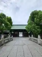 石清尾八幡宮の山門・神門