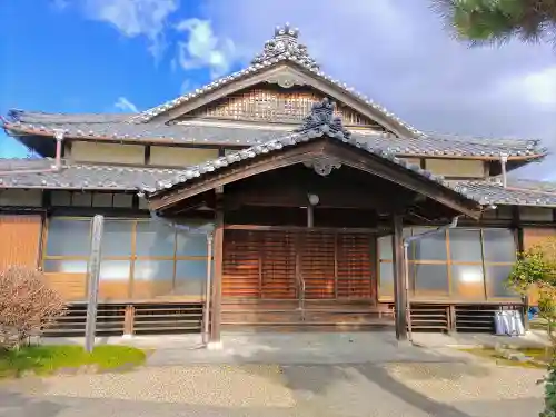 唯称寺の本殿・本堂