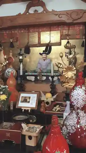 常泉寺の像