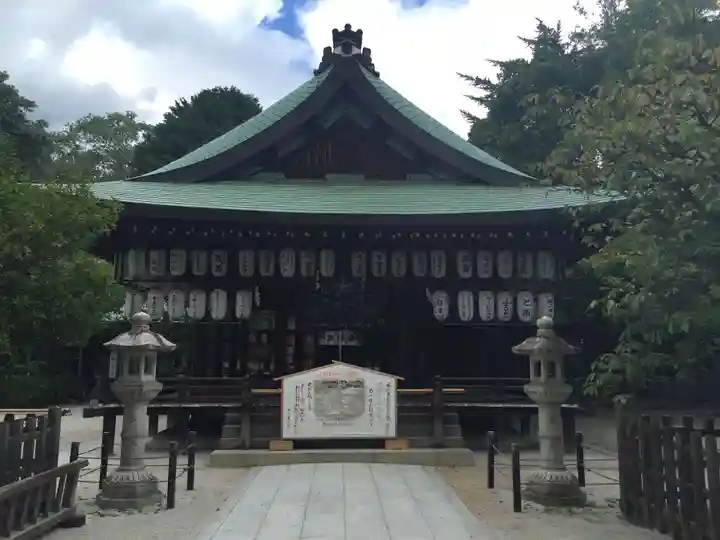 白峯神宮の本殿・本堂