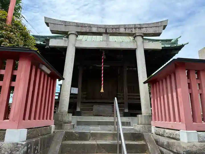 六塚稲荷神社(埼玉県)