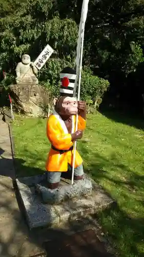 桃太郎神社（栗栖）の狛犬