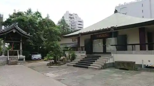 正受院の本殿・本堂